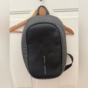 XD Design Bobby Hero Black Anti-Theft Backpack Padded Carrying Case